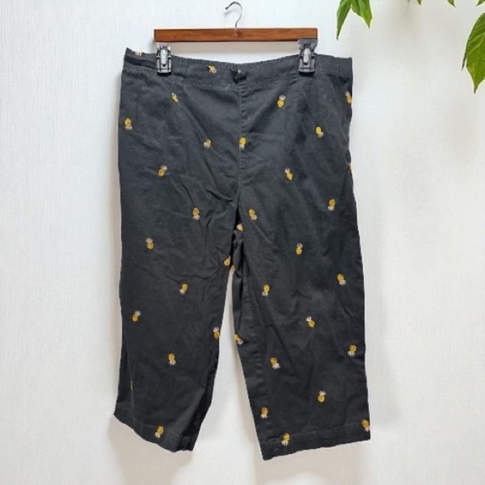 White Stag Pineapple Print Capri Pants Size 14 Black Summer Casual